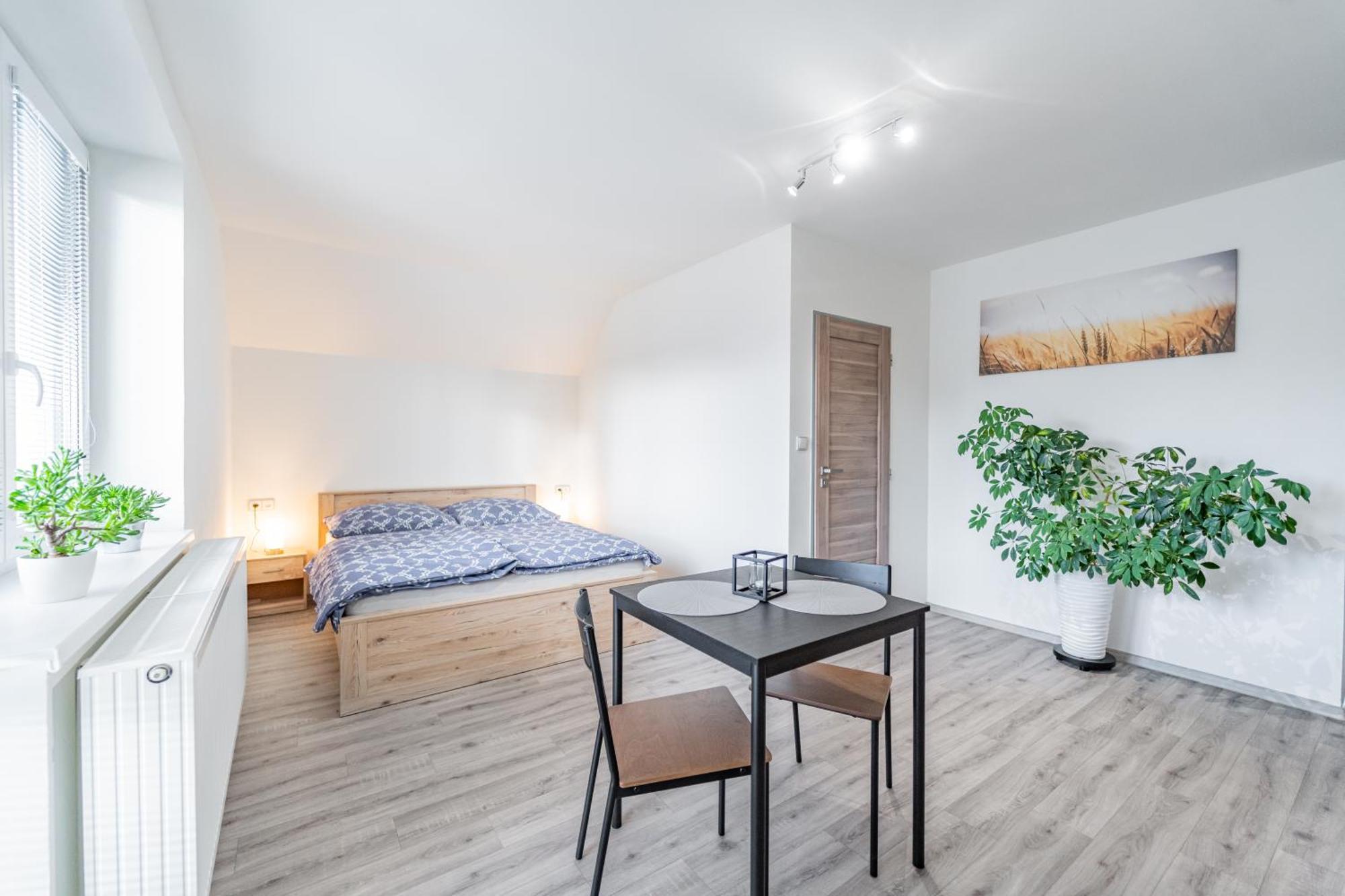 Apartmany Tera Miletín Екстериор снимка