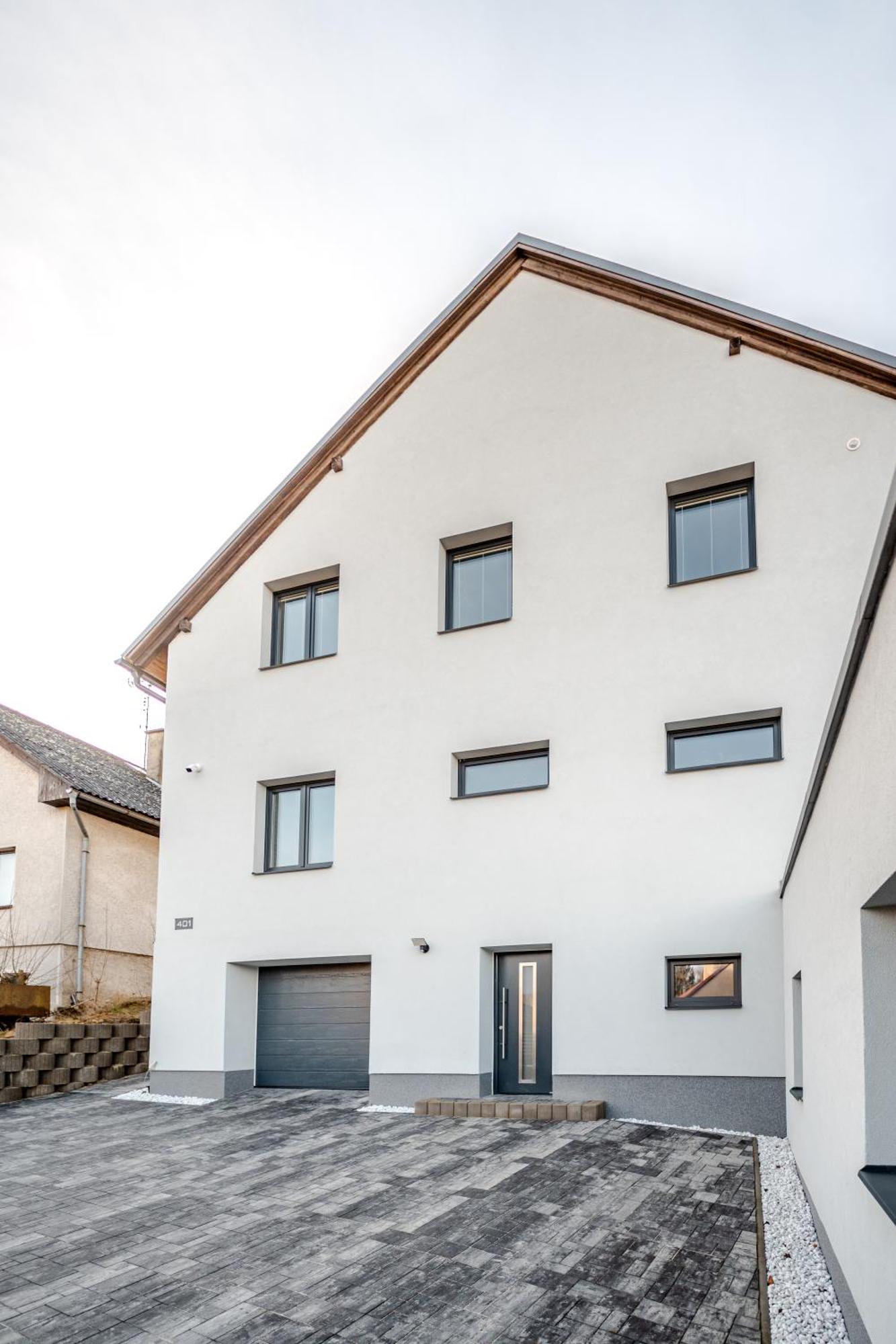 Apartmany Tera Miletín Екстериор снимка