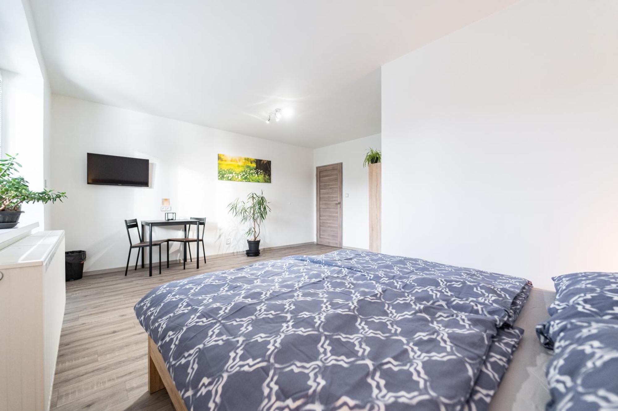 Apartmany Tera Miletín Екстериор снимка